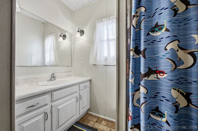 1891 N Lewis Lane, Mannford, OK 74044