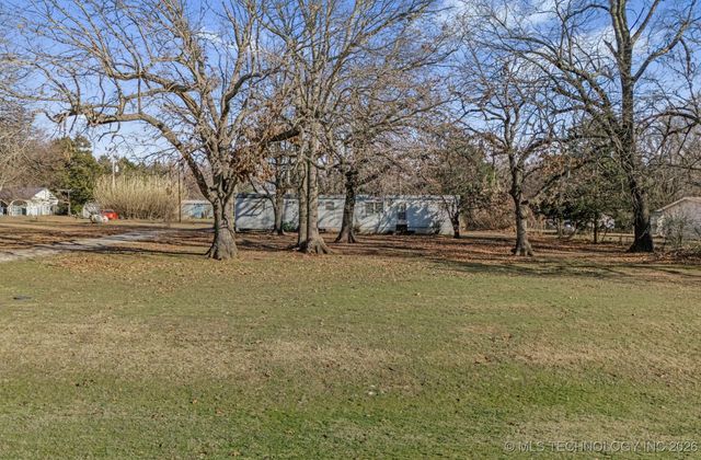 1891 N Lewis Lane, Mannford, OK 74044