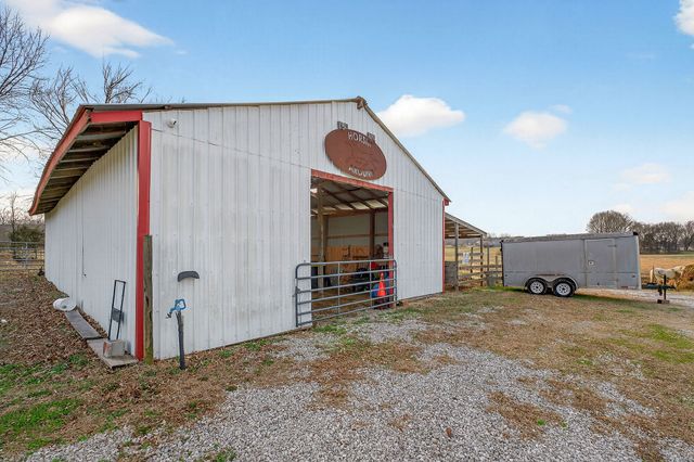 1680 Harrison Ferry Rd, Mcminnville, TN 37110