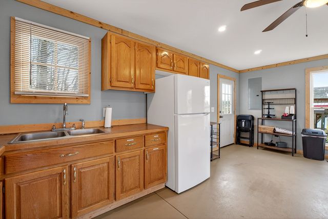 1680 Harrison Ferry Rd, Mcminnville, TN 37110