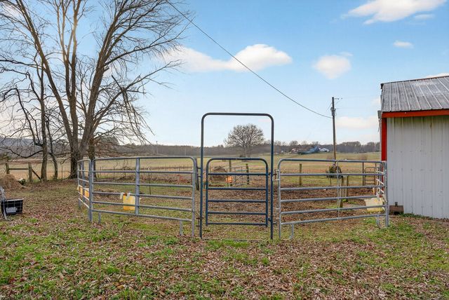 1680 Harrison Ferry Rd, Mcminnville, TN 37110