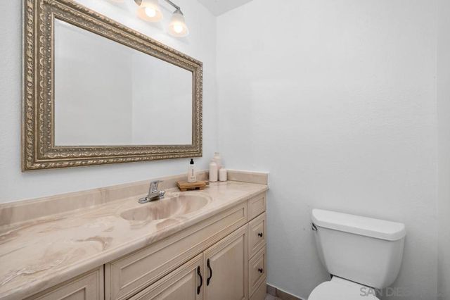 5959 El Escorial Way, San Diego, CA 92124