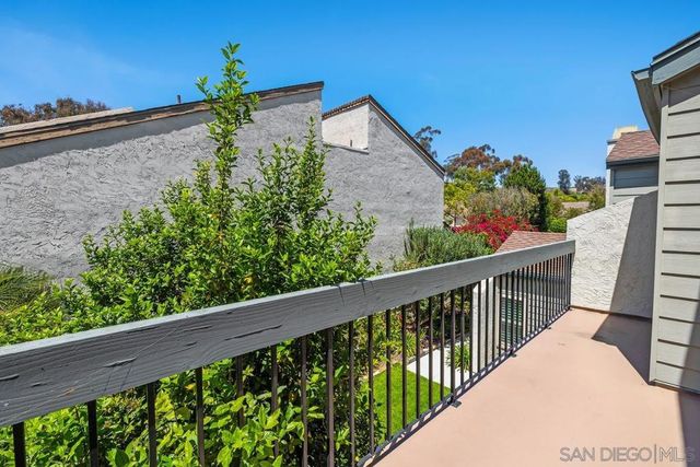 5959 El Escorial Way, San Diego, CA 92124