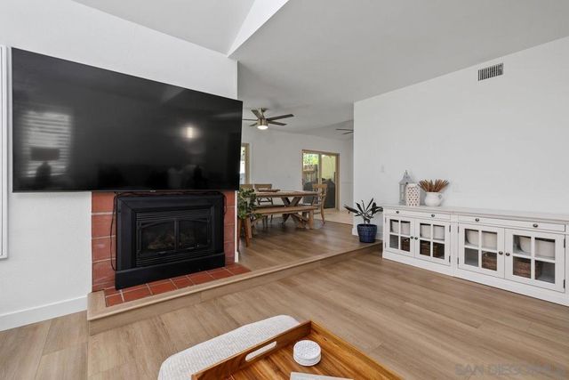 5959 El Escorial Way, San Diego, CA 92124