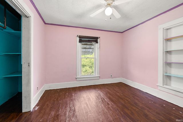 599 N Seminary Street, Roanoke, IN 46783