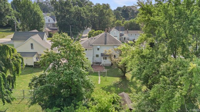 599 N Seminary Street, Roanoke, IN 46783