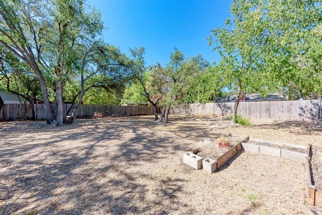 2209 N Celia DR, Cedar Park, TX 78613