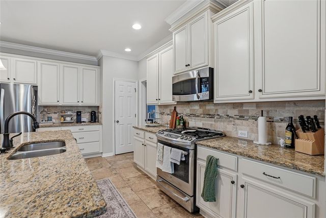 5401 MATCH POINT PLACE, Lithia, FL 33547