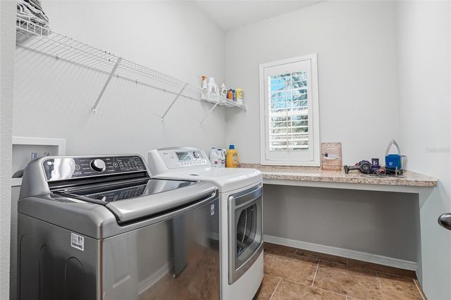 5401 MATCH POINT PLACE, Lithia, FL 33547