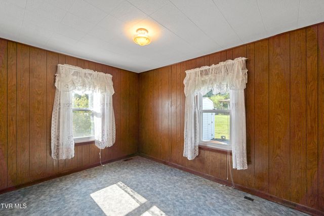 1489 Baileyton Main Street, Greeneville, TN 37745