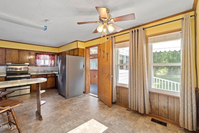 1489 Baileyton Main Street, Greeneville, TN 37745