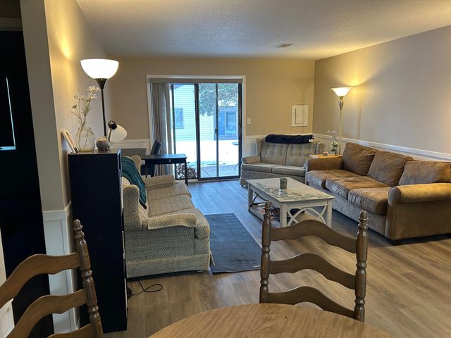 6982 Holly Hill Court SW 30, Byron Center, MI 49315