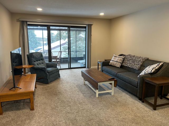 6982 Holly Hill Court SW 30, Byron Center, MI 49315