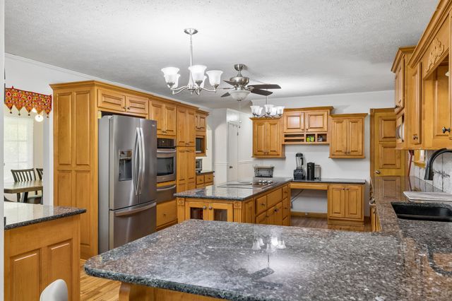 3456 Old Rock Island Rd, Rock Island, TN 38581
