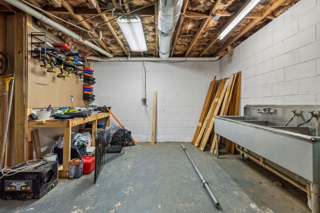 3456 Old Rock Island Rd, Rock Island, TN 38581