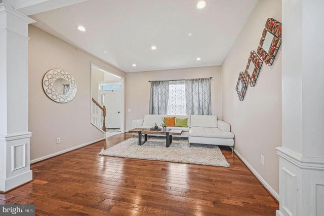712 WILLINGTON SQUARE WAY, Newark, DE 19711
