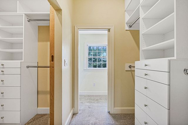 11 Wachusett Rd, Wellesley, MA 02481