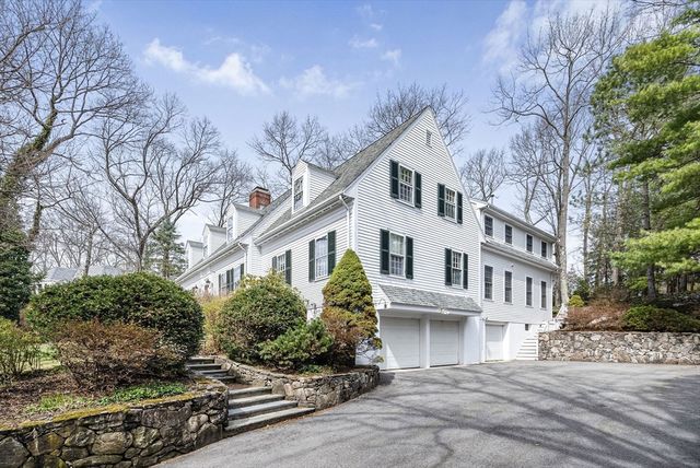 11 Wachusett Rd, Wellesley, MA 02481