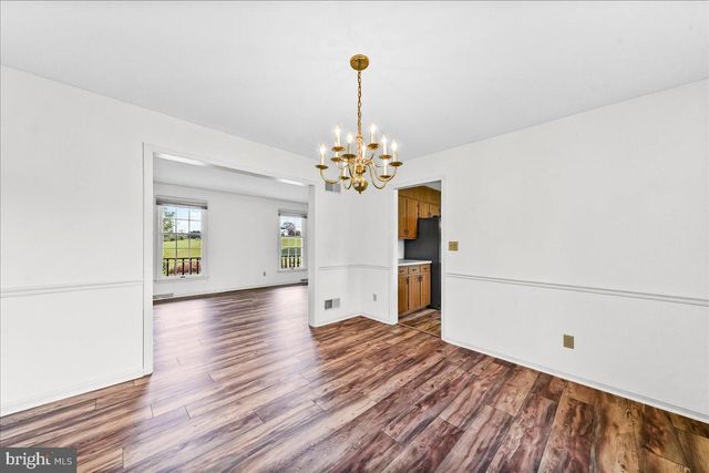 155 FREEDOM VALLEY CIR, Coatesville, PA 19320