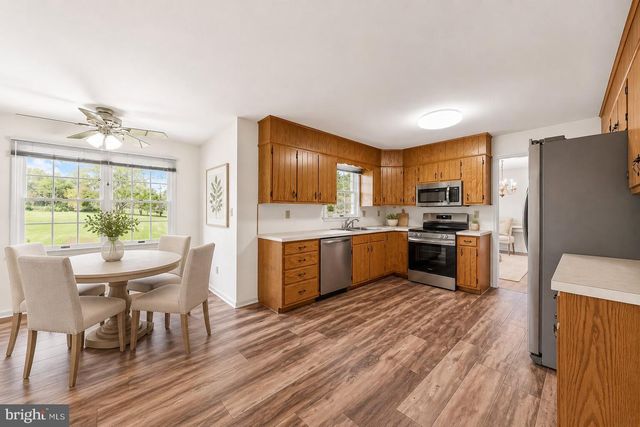 155 FREEDOM VALLEY CIR, Coatesville, PA 19320