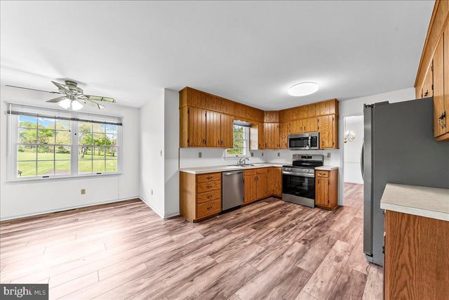 155 FREEDOM VALLEY CIR, Coatesville, PA 19320
