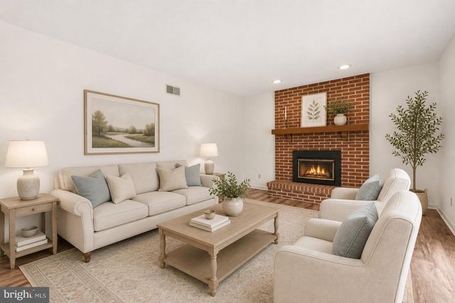155 FREEDOM VALLEY CIR, Coatesville, PA 19320