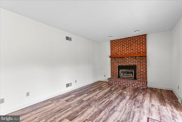 155 FREEDOM VALLEY CIR, Coatesville, PA 19320