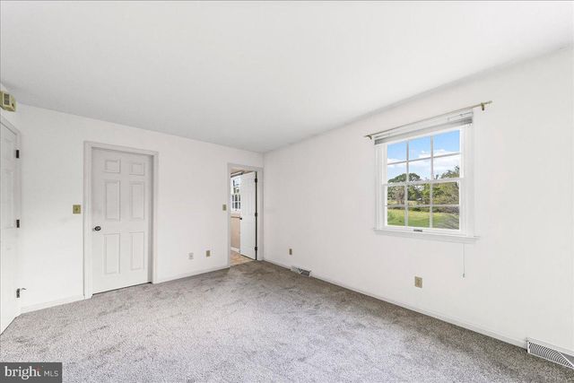 155 FREEDOM VALLEY CIR, Coatesville, PA 19320