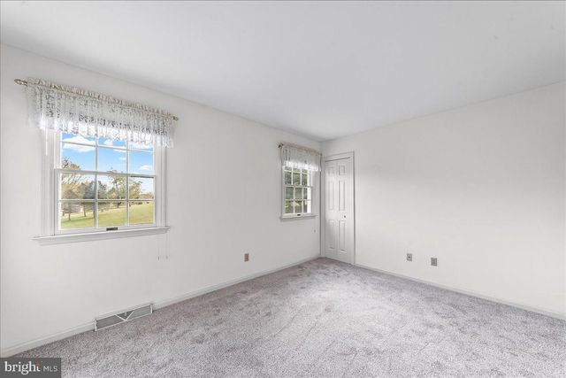 155 FREEDOM VALLEY CIR, Coatesville, PA 19320