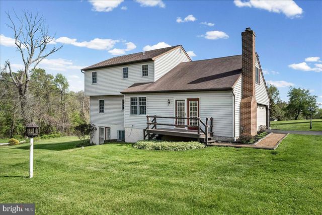 155 FREEDOM VALLEY CIR, Coatesville, PA 19320