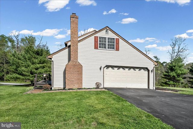 155 FREEDOM VALLEY CIR, Coatesville, PA 19320