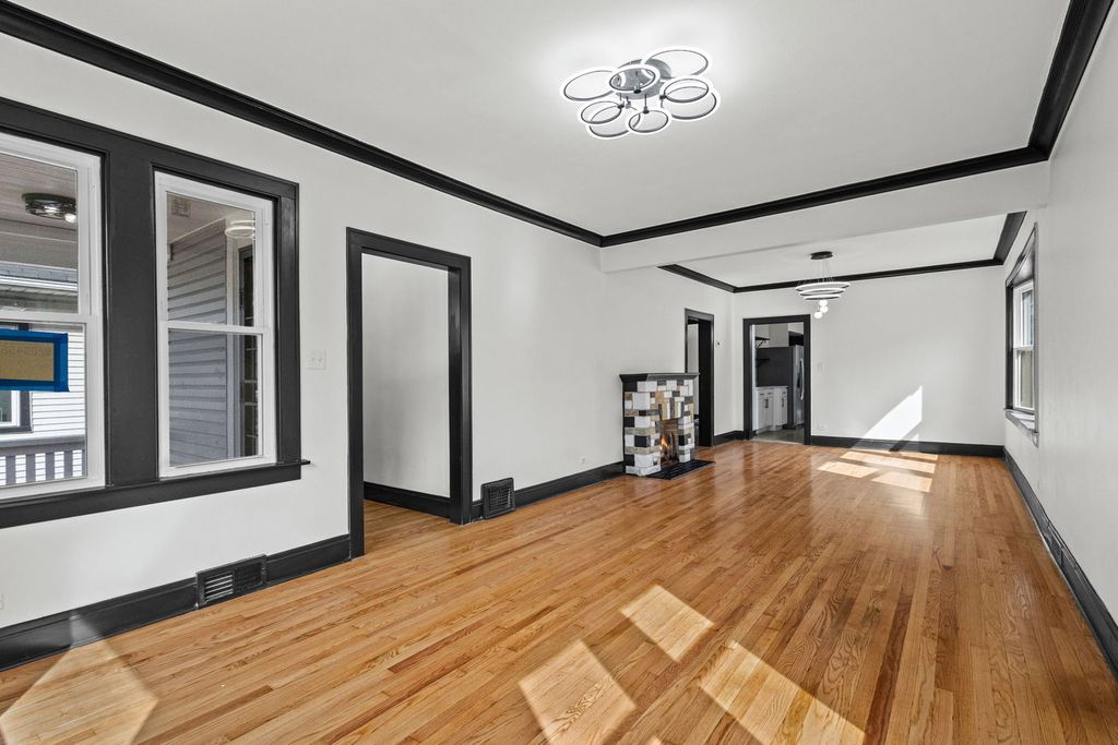 10119 S Wentworth Avenue, Chicago, IL 60628 — photo 5