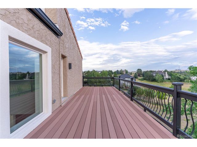 8095 S Oak Hill Cir, Aurora, CO 80016