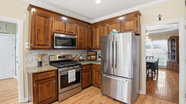 201 Victoria Ct, Tullahoma, TN 37388