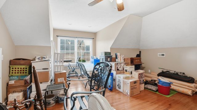 201 Victoria Ct, Tullahoma, TN 37388
