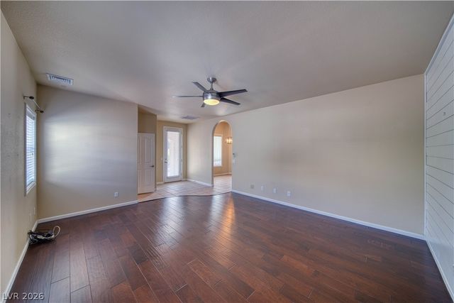 2061 Iroquois Avenue, Pahrump, NV 89048
