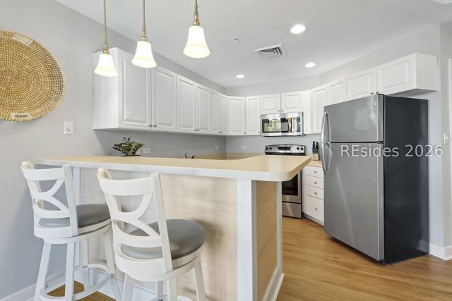 10 N Forest Beach Dr Apt 2211, Hilton Head Island, SC 29928