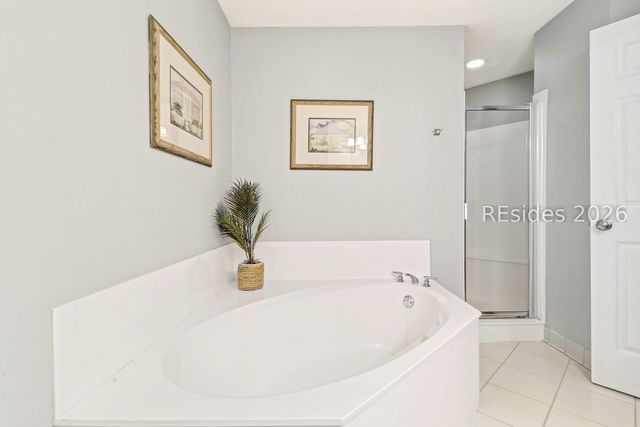 10 N Forest Beach Dr Apt 2211, Hilton Head Island, SC 29928