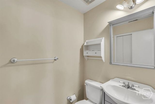 225 Holiday Drive, Savannah, GA 31419