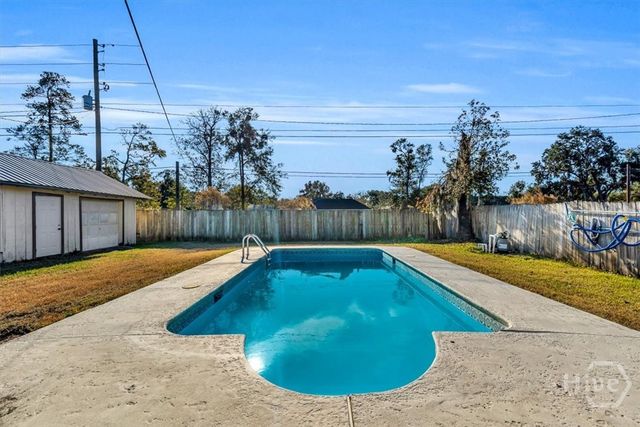 225 Holiday Drive, Savannah, GA 31419