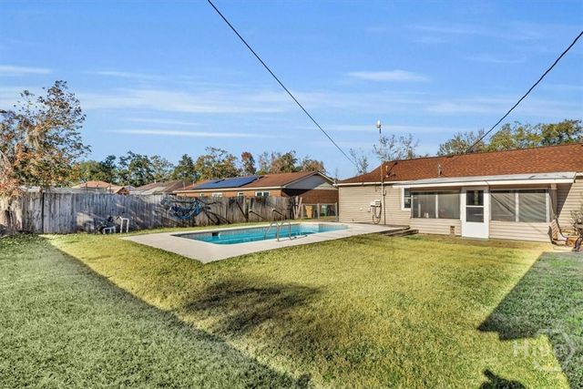 225 Holiday Drive, Savannah, GA 31419