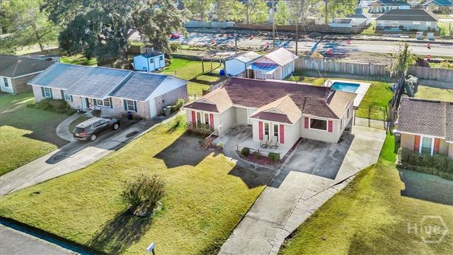 225 Holiday Drive, Savannah, GA 31419