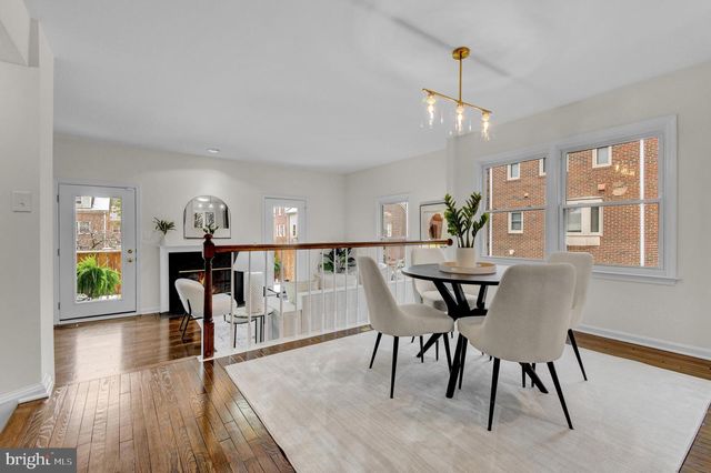 1122-B N STAFFORD ST, Arlington, VA 22201