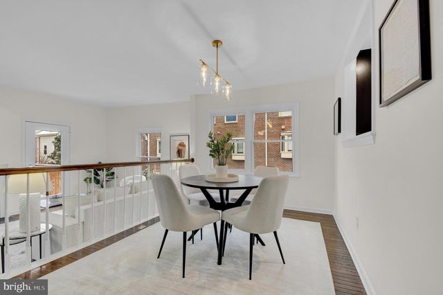 1122-B N STAFFORD ST, Arlington, VA 22201