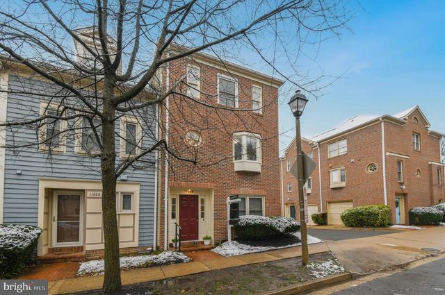 1122-B N STAFFORD ST, Arlington, VA 22201