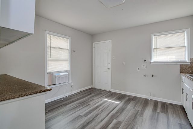 4024 Zwolle Street, Fort Worth, TX 76106