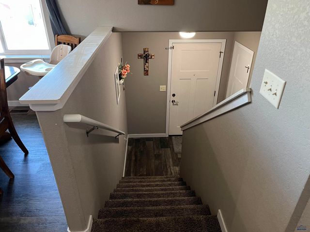1227 JUNEAU DR, Box Elder, SD 57719