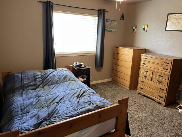 1227 JUNEAU DR, Box Elder, SD 57719