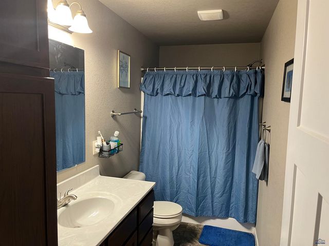 1227 JUNEAU DR, Box Elder, SD 57719
