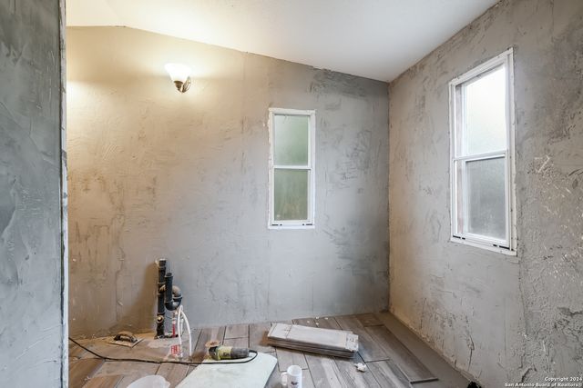 226 COUNTY ROAD 575, Castroville, TX 78009